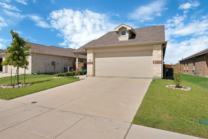 Property Photo:  1448 Dovekie Drive  TX 75126 