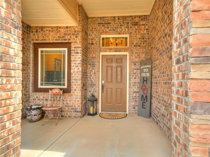 Property Photo: 8425 NW 143rd Terrace OK 73142