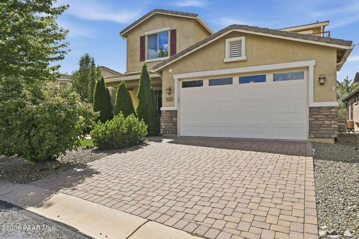 Property Photo:  2404 Alberta Way  AZ 86301 