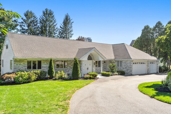 Property Photo: 67 Crestview Road MA 02478