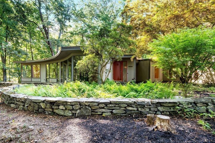 Property Photo:  688 Annursnac Hill  MA 01742 