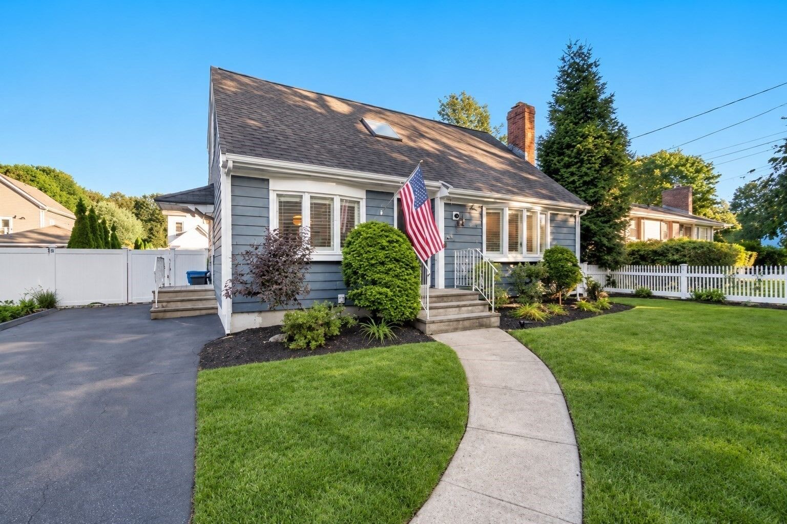 Property Photo: 20 Albert St MA 02453