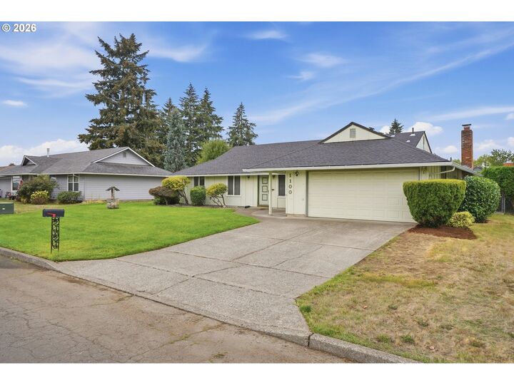 Property Photo:  1100 NE 85th Ave  WA 98664 