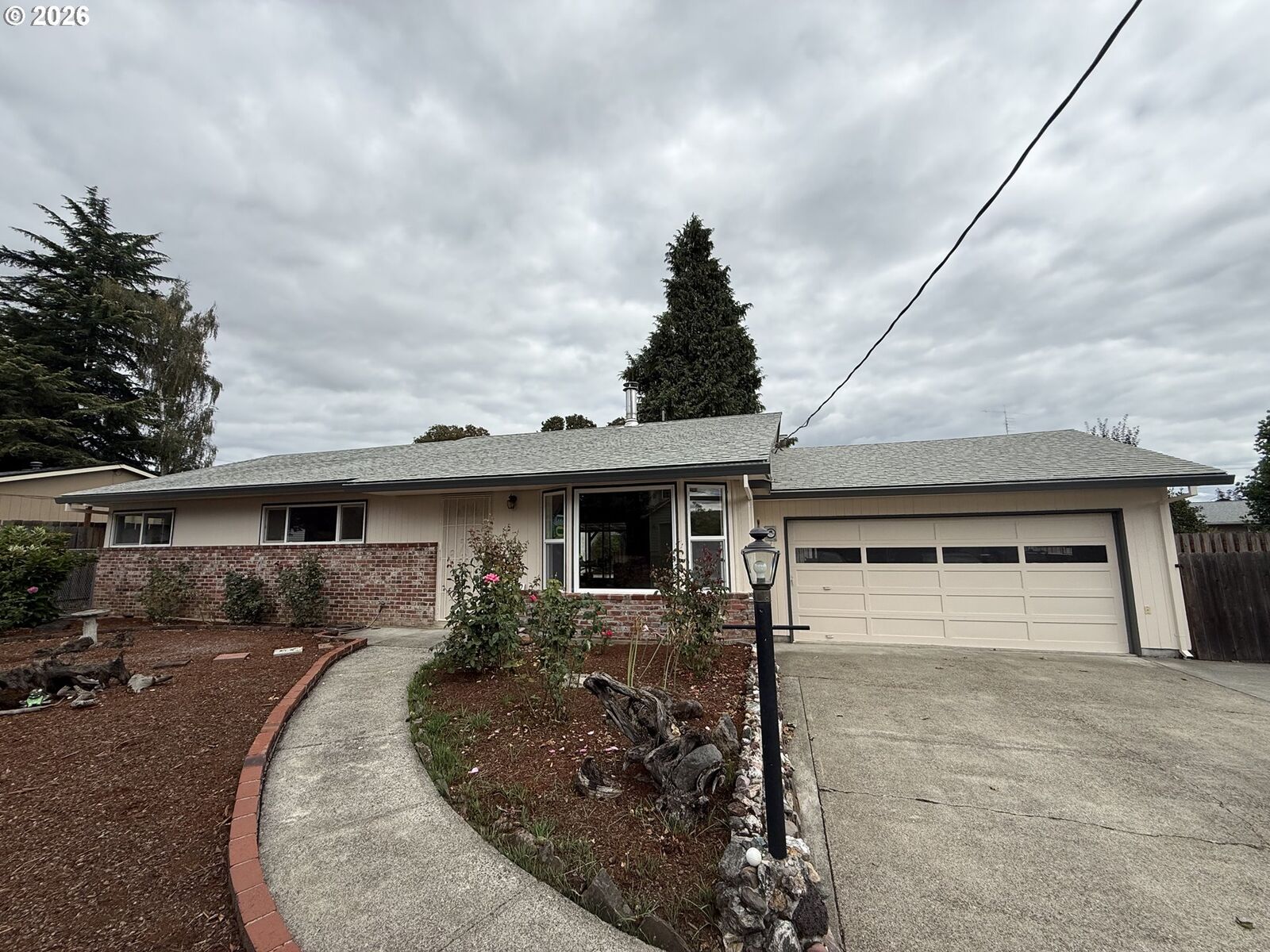 Property Photo:  52090 SE 4th St  OR 97056 