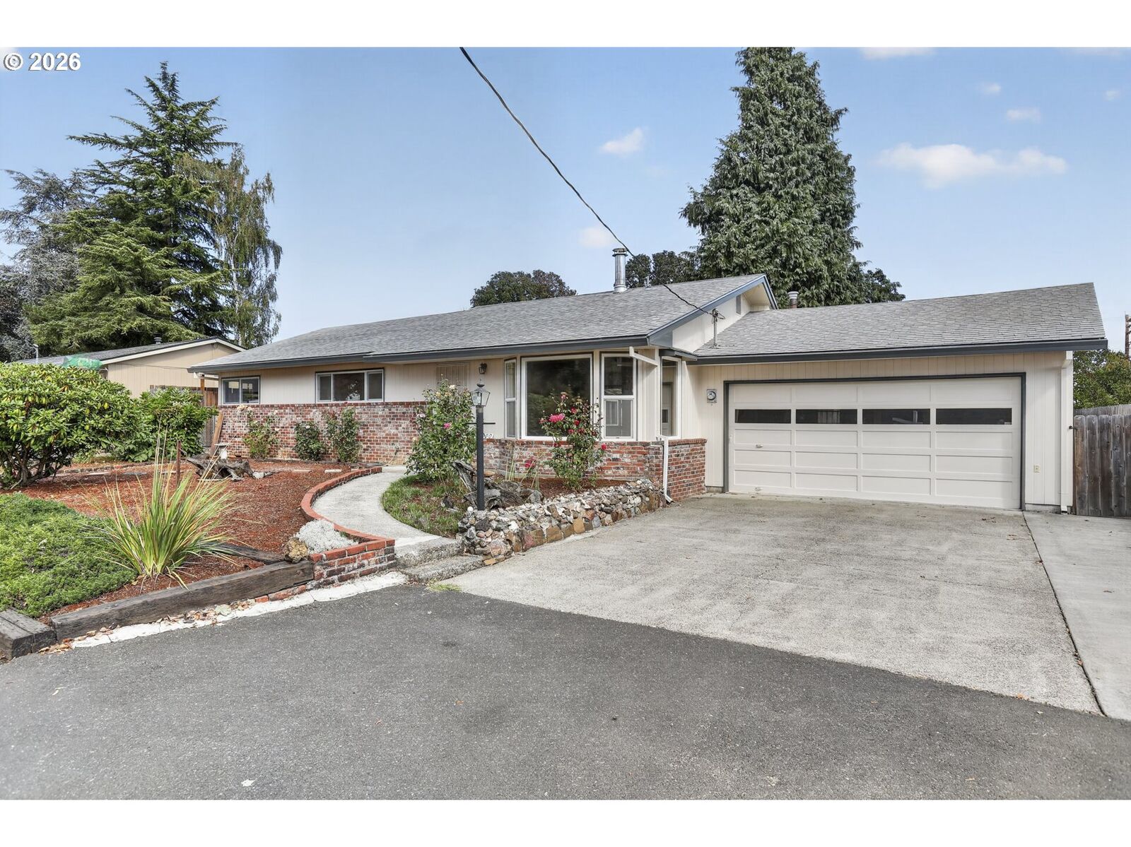 Property Photo:  52090 SE 4th St  OR 97056 