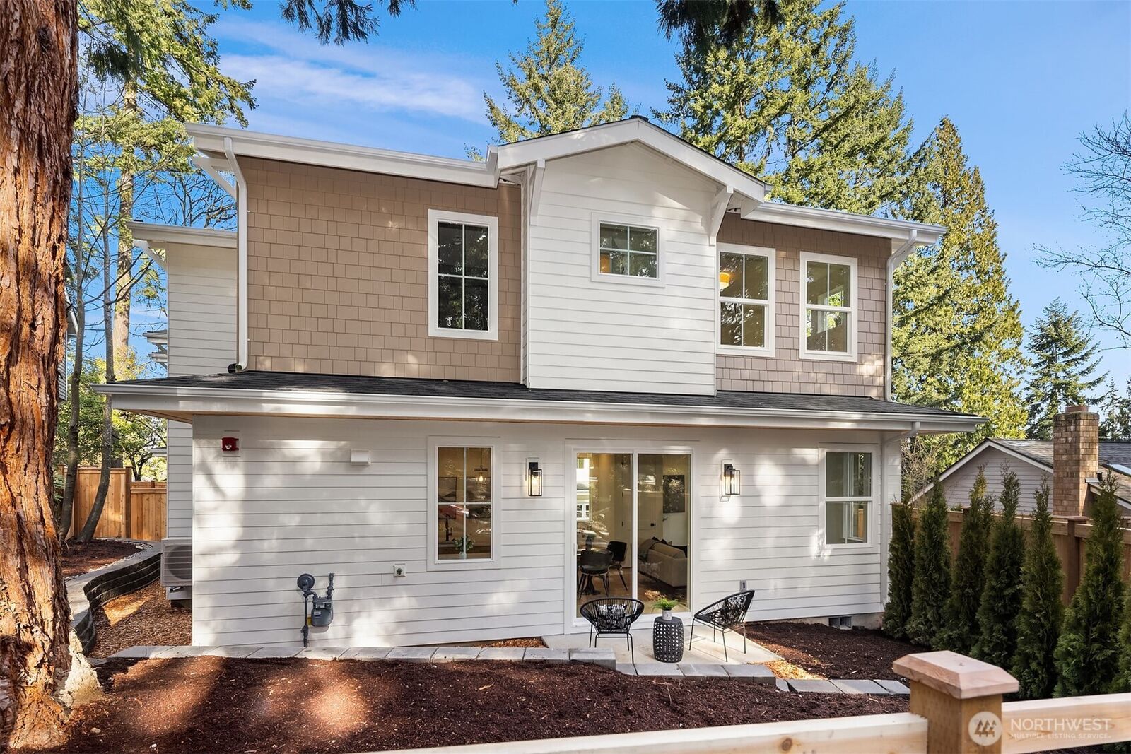 Property Photo: 11810 NE 103rd Place WA 98033