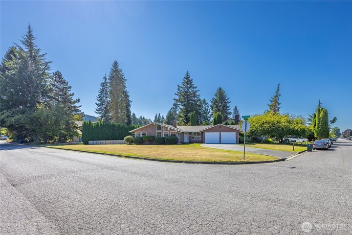Property Photo: 1019 Sterling Street WA 98284