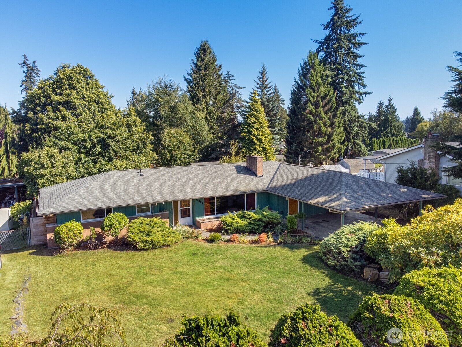 Property Photo:  11303  1st Place W  WA 98204 