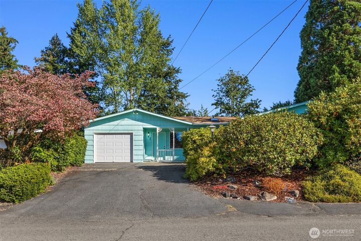 Property Photo: 1322 Ivy Road WA 98310