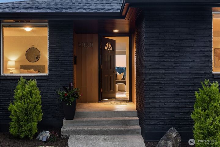 Property Photo: 5930 Wilson Avenue S WA 98118