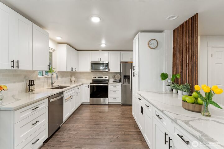 Property Photo:  7328  Heinz Place  WA 98036 