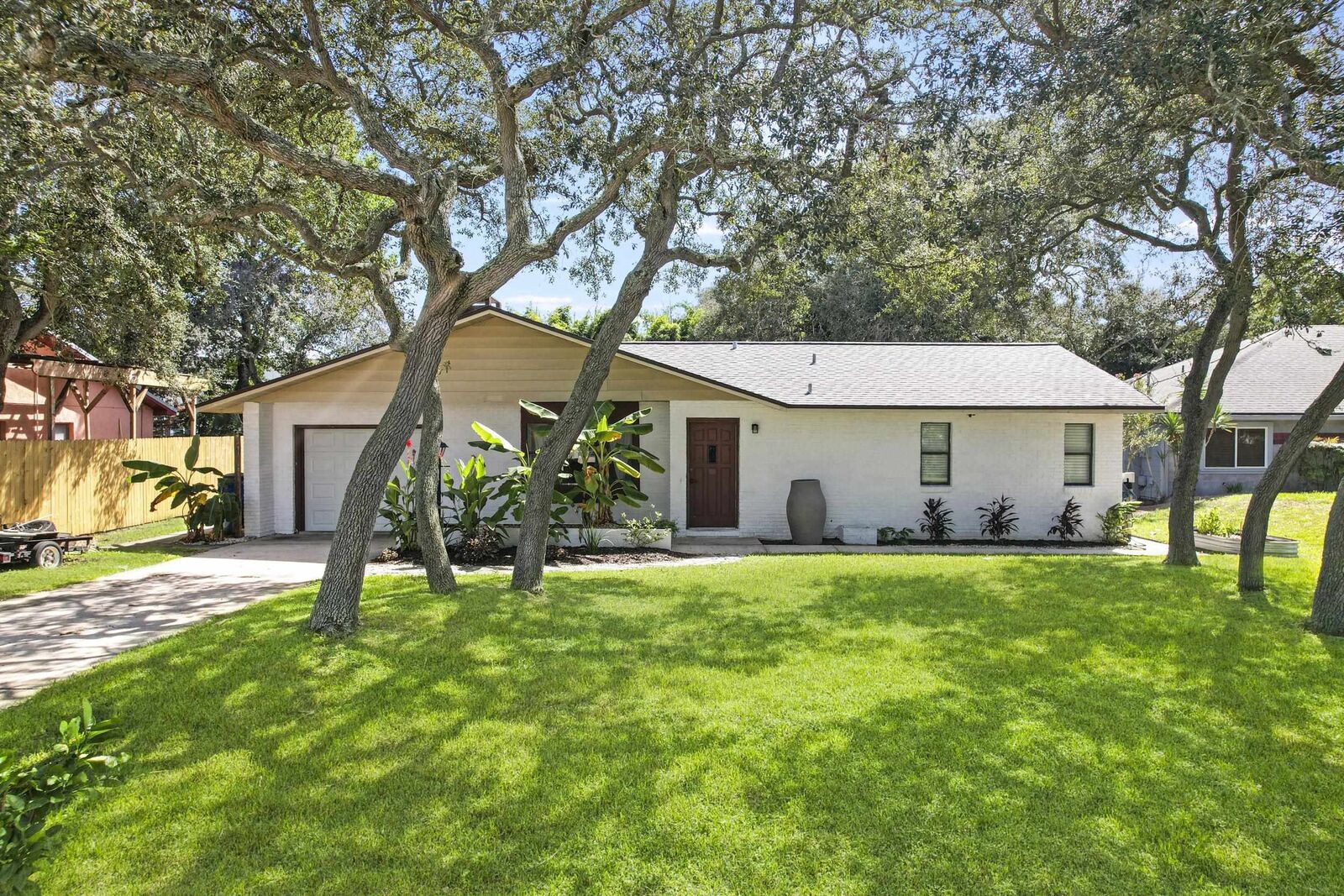 Property Photo:  247 Boulevard Des Pins  FL 32080 