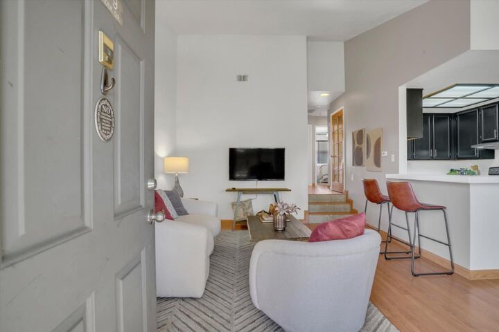 Property Photo: 299 Kenbrook Circle CA 95111