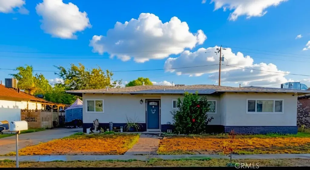 Property Photo:  17359 Hawthorne Avenue  CA 92335 