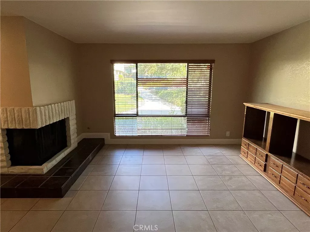 Property Photo:  42 Candlewood  CA 90621 