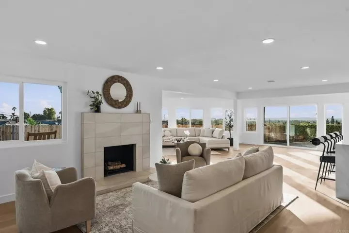 Property Photo:  942 Monterey Court  CA 91911 