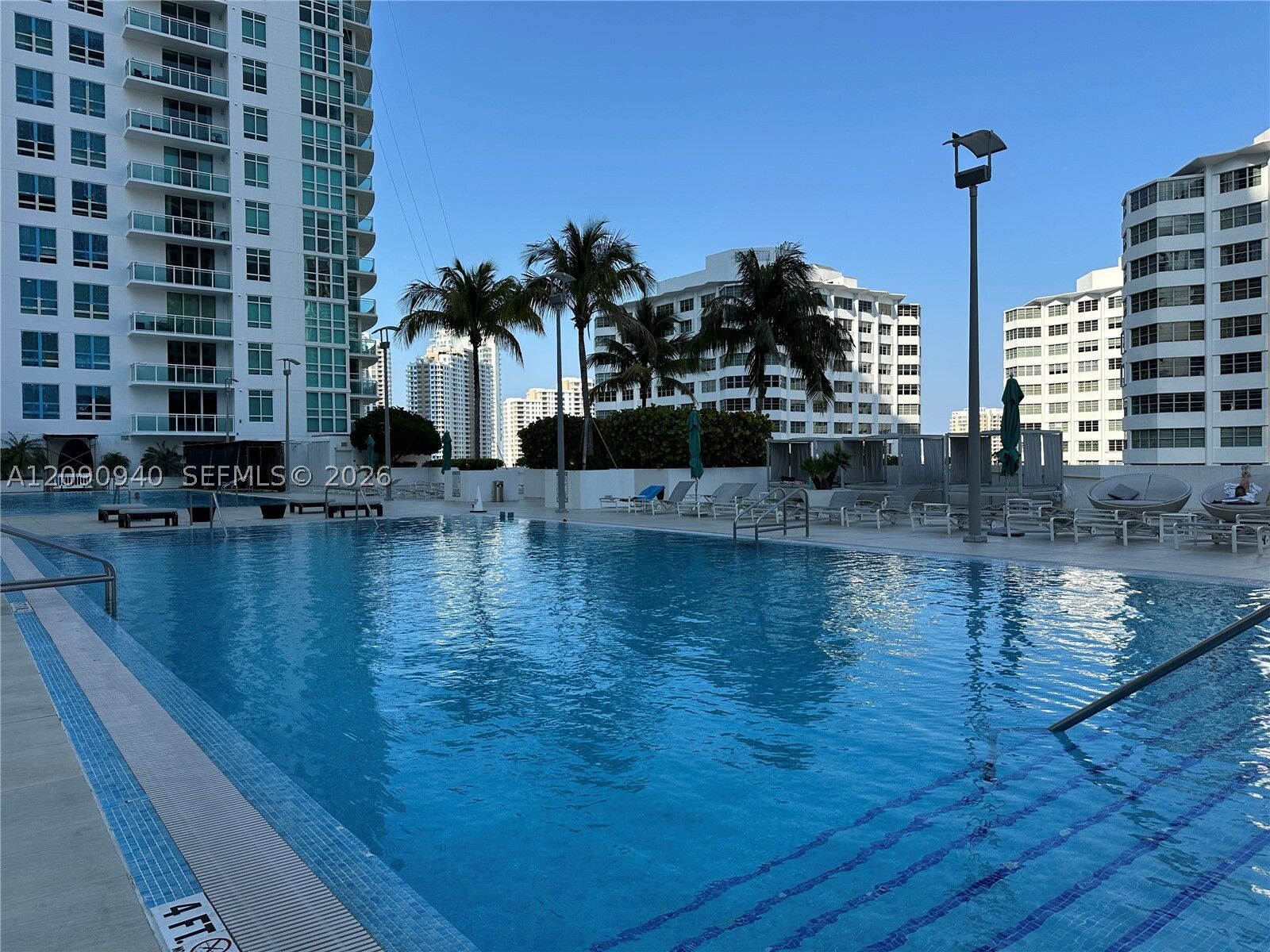 Property Photo:  951 Brickell Ave 1009  FL 33131 