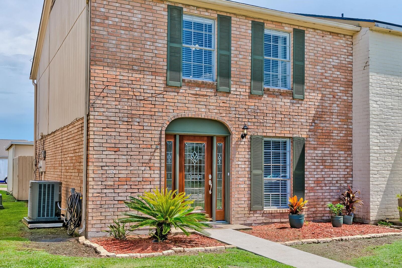 Property Photo: 525 Longmeadow Street TX 77707