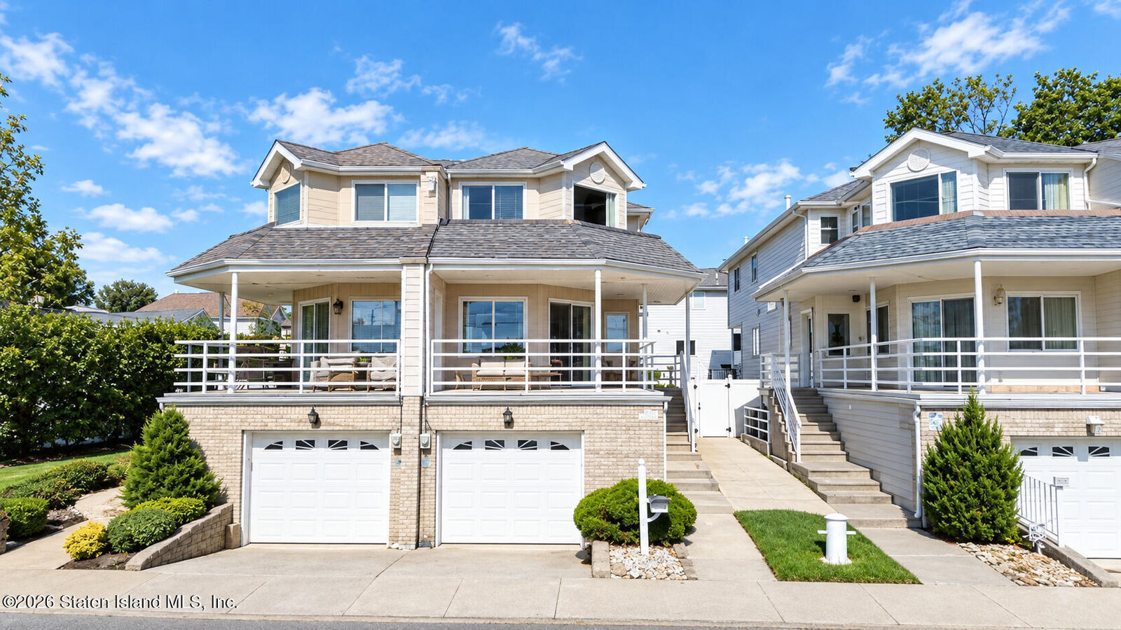 Property Photo:  125 Mansion Avenue  NY 10308 
