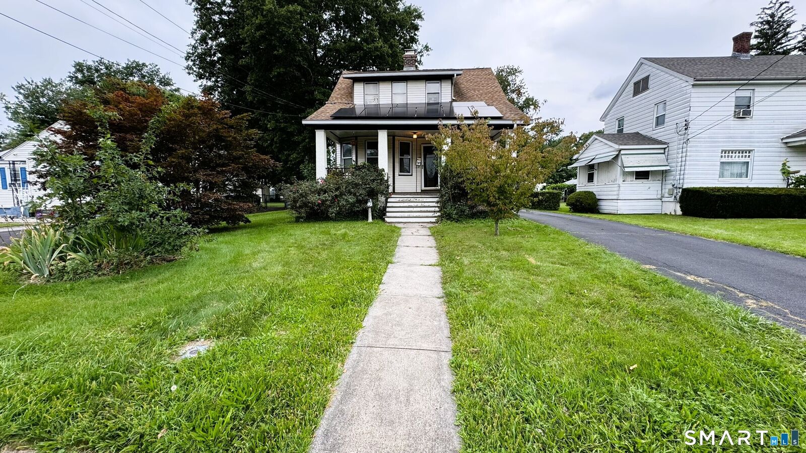 Property Photo: 129 Newington Road CT 06110