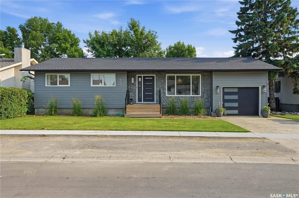 Property Photo:  35 Kipling Avenue  SK S0G 4P0 