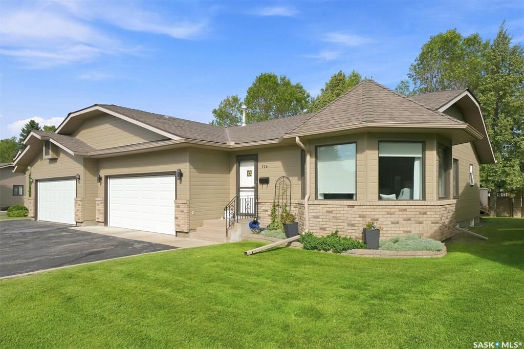 Property Photo:  420 Heritage Crescent 126  SK S7H 5P3 