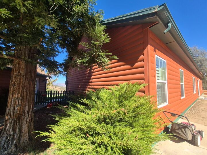 Property Photo:  18764 Alps Drive  CA 93561 
