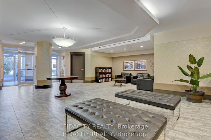 Property Photo:  310 Central Park Drive 4B  ON K2C 4G4 