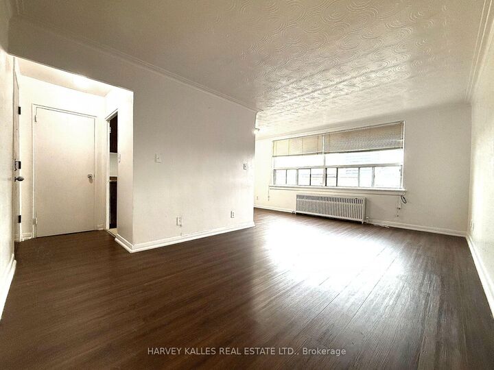 Property Photo:  1490 Eglinton Avenue W 402  ON M6E 2G5 