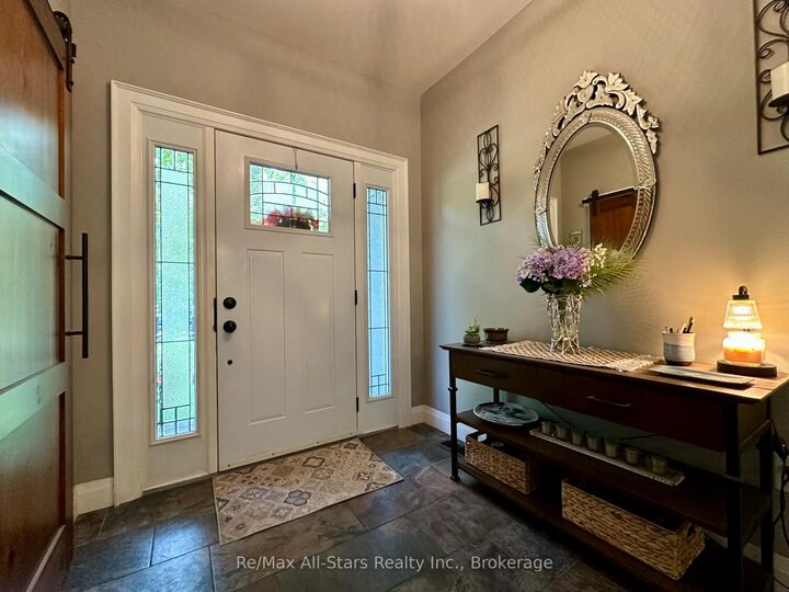 Property Photo:  316 1/2 Riverside Drive  ON K0M 1A0 