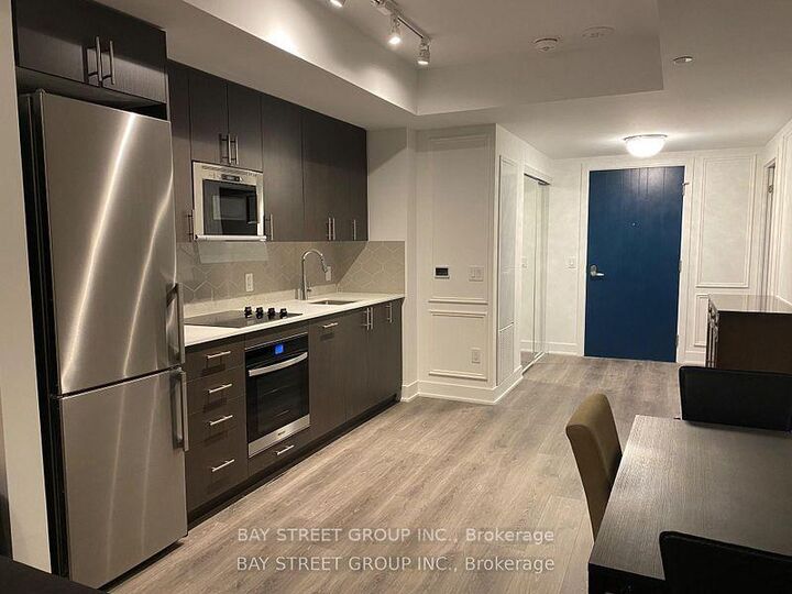 Property Photo:  2545 Simcoe Street N 2520  ON L1L 0W3 