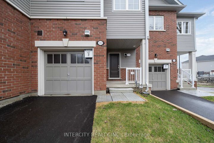Property Photo:  102 Walden Drive Blk 7 Unit 2  ON L9V 3Y1 