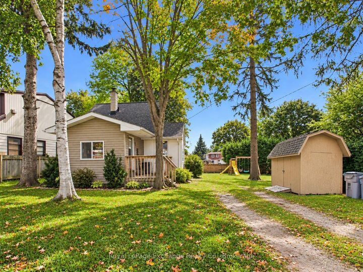 Property Photo: 2 Regina Road ON N0M 1L0