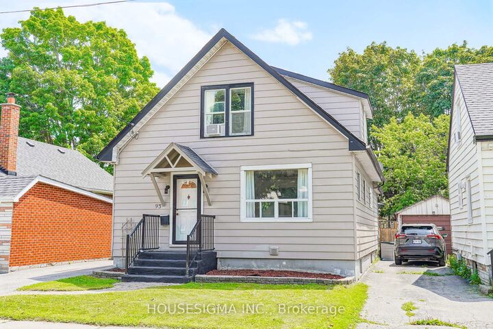 Property Photo:  93 Brock Street W  ON L1G 1R7 
