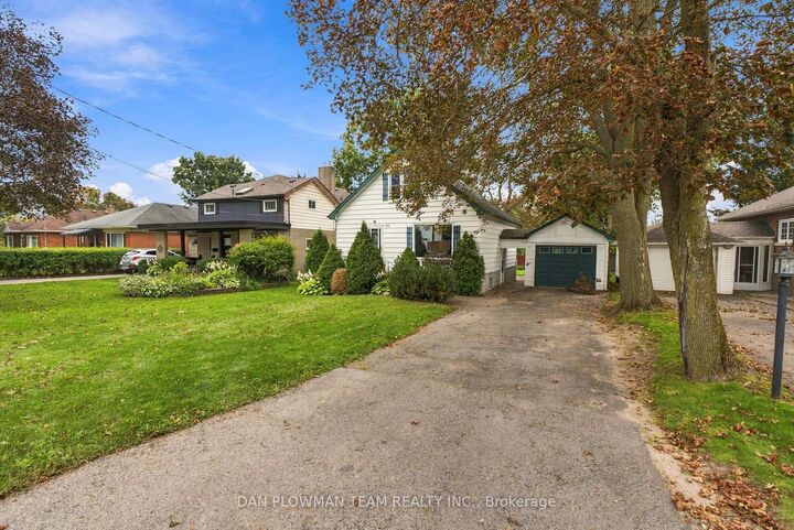 Property Photo:  98 Scugog Street  ON L1C 3J4 