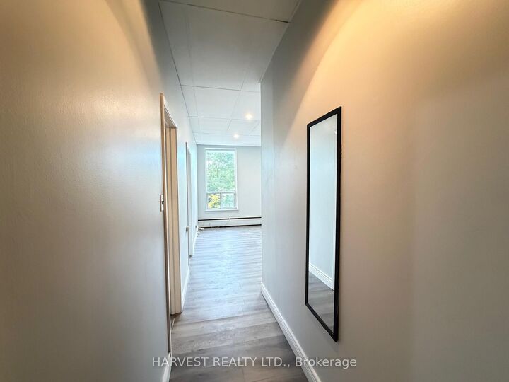 Property Photo:  100 Main Street N 2nd Level Unit 2  ON L3P 1X8 