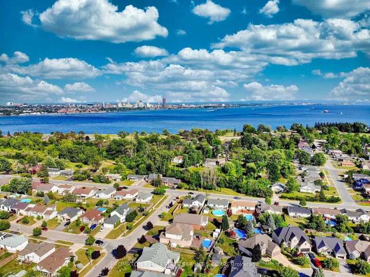 Property Photo:  374 Jordyn Drive  ON L2A 6S7 