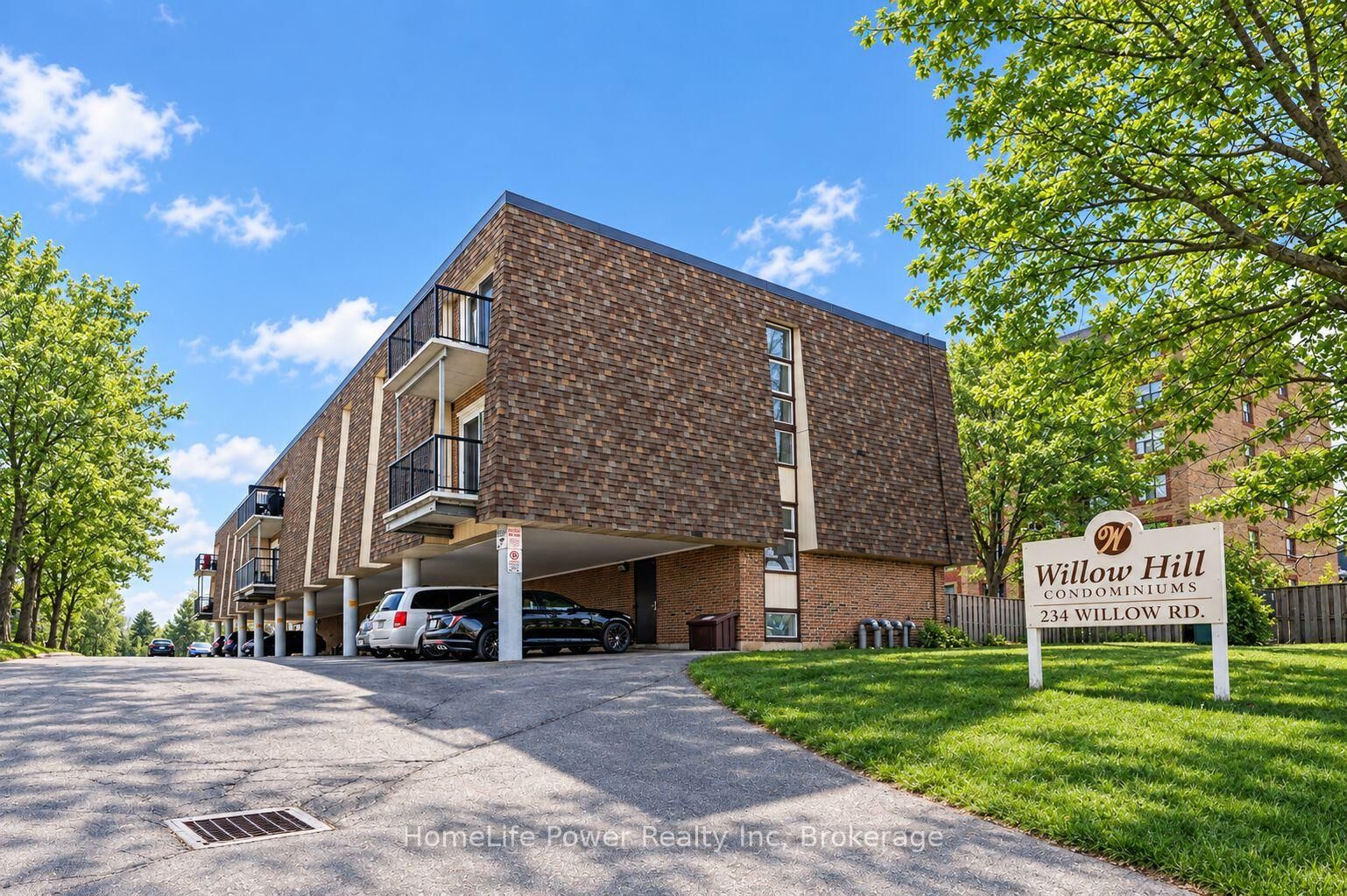 Property Photo:  234 Willow Road 207  ON N1H 7C6 