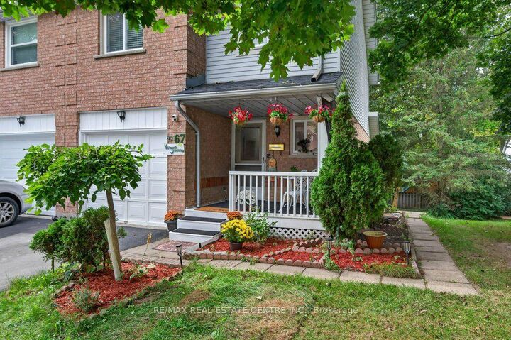 Property Photo: 67 Grandridge Crescent ON N1H 8G3