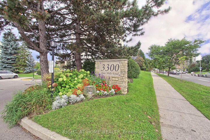 Property Photo:  3300 Don Mills Road 1006  ON M2J 4X7 