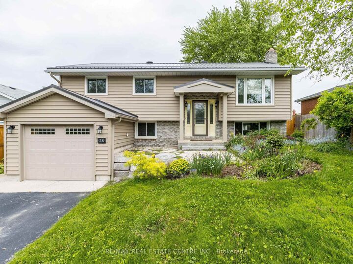 Property Photo:  28 Teskey Court  ON L9Y 4R9 