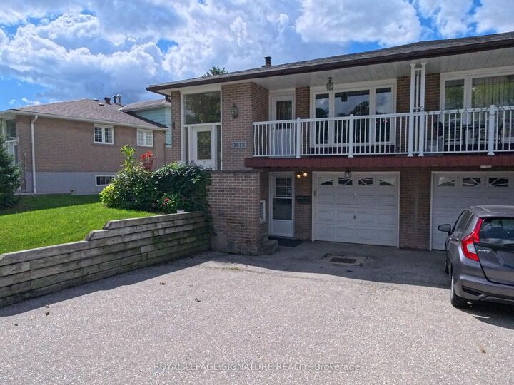 Property Photo:  3612 Birchmeadow Crescent  ON L4Y 3R7 