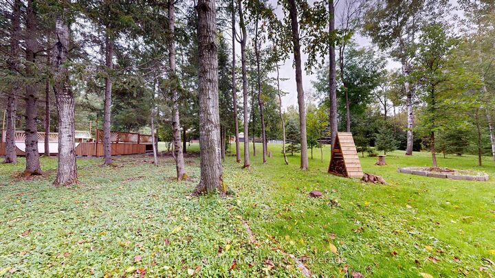 Property Photo: 1276 Lori Elizabeth Street ON K0C 2K0