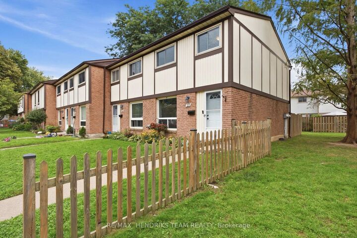 Property Photo:  25 Linfield Drive 22  ON L2N 5T7 