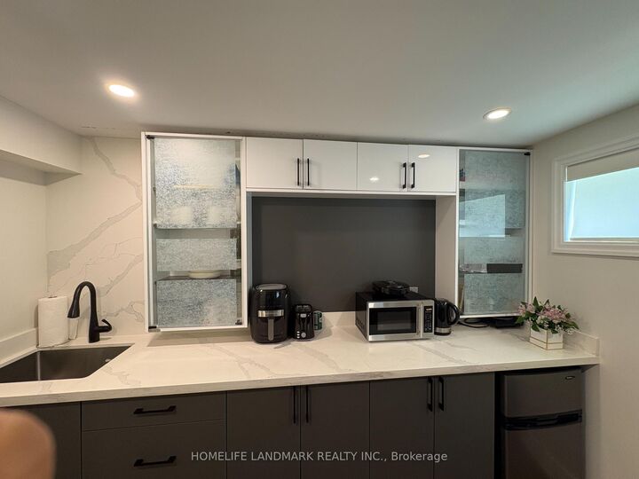 Property Photo: 345 Palmer Avenue Bsmt Studio ON L4C 1P5