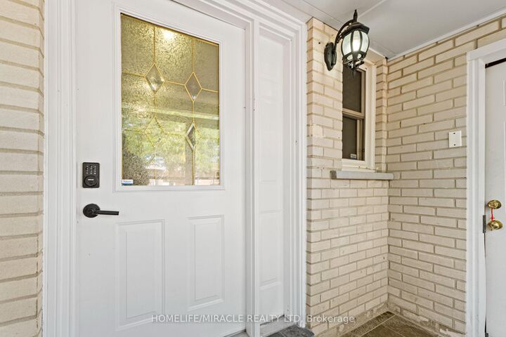 Property Photo:  26 Abell Drive  ON L6V 2V8 