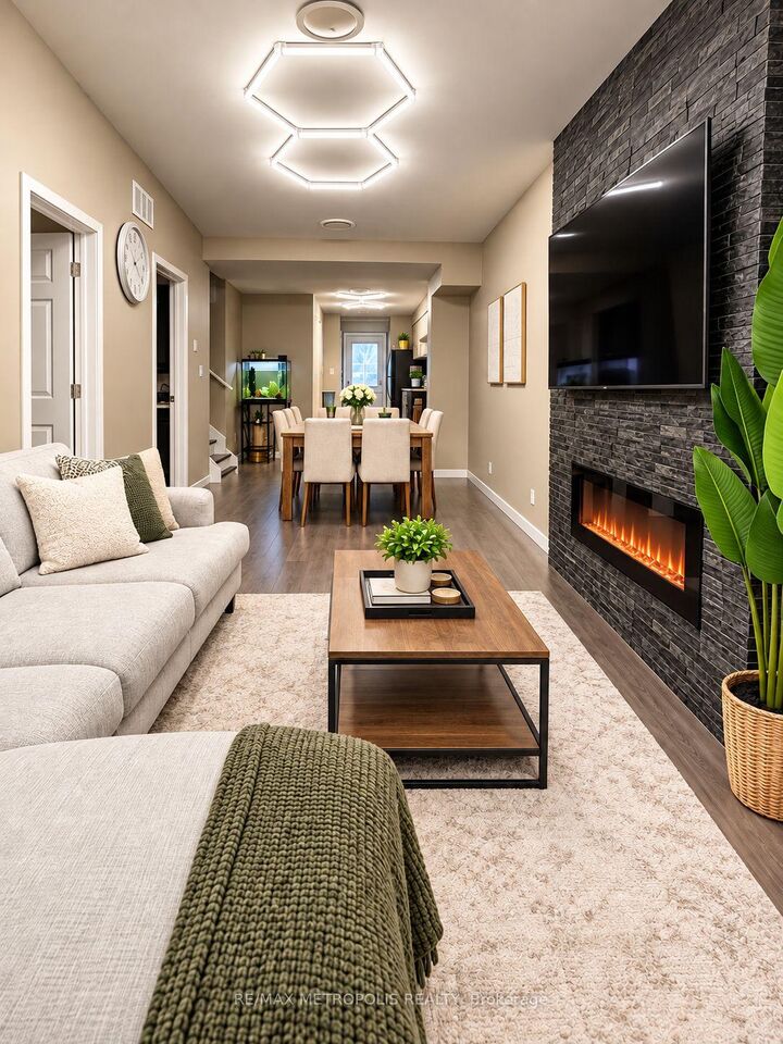 Property Photo:  384 Chaffey Street  ON L3B 0K4 