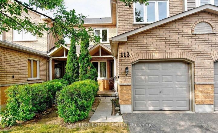 Property Photo:  833 Scollard Court E 113  ON L5V 2B4 