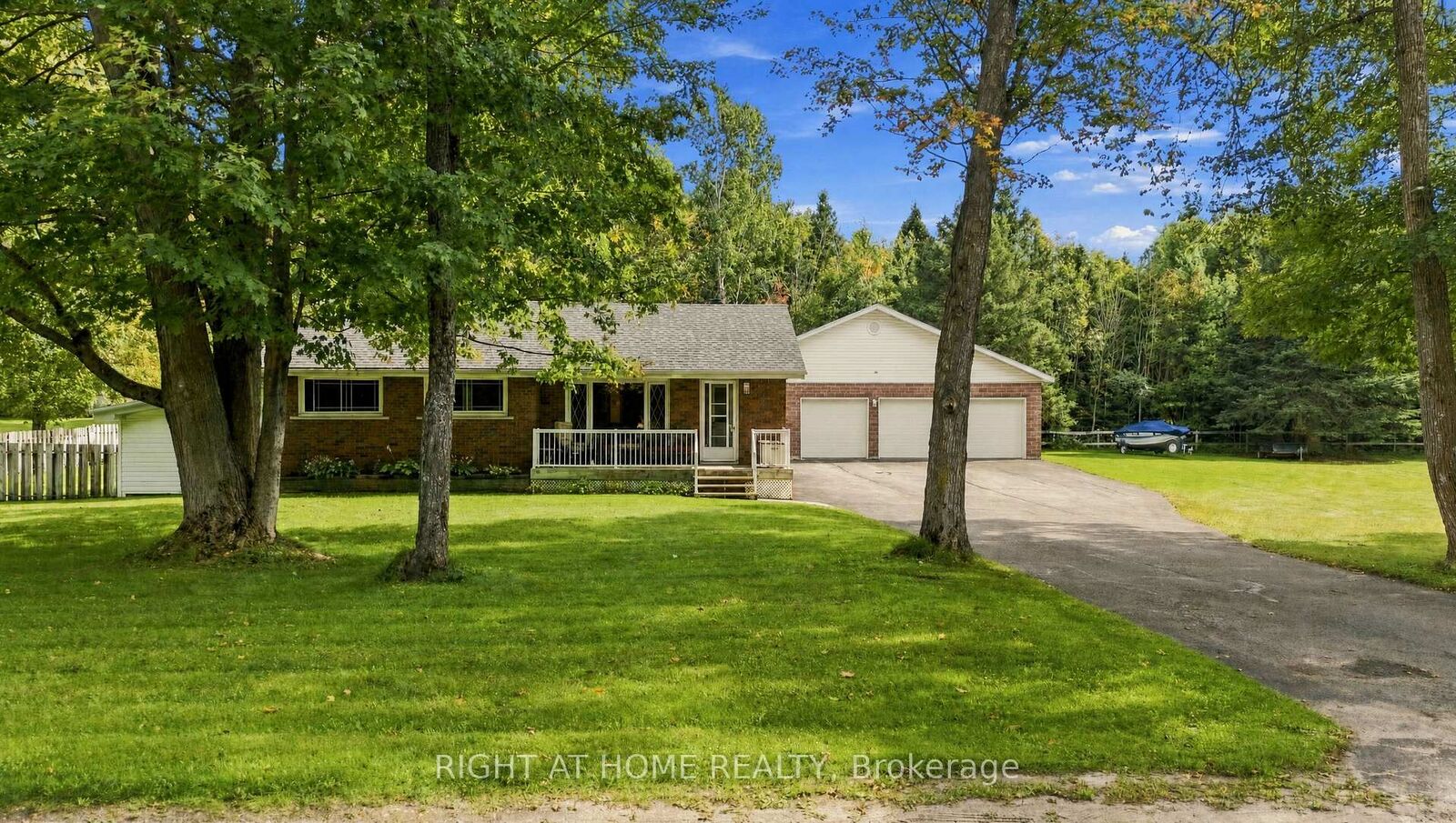 Property Photo: 1013 Tay Point Road ON L9M 2C6