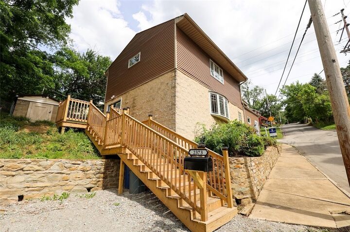 Property Photo:  2373 Hopeland St  PA 15210 